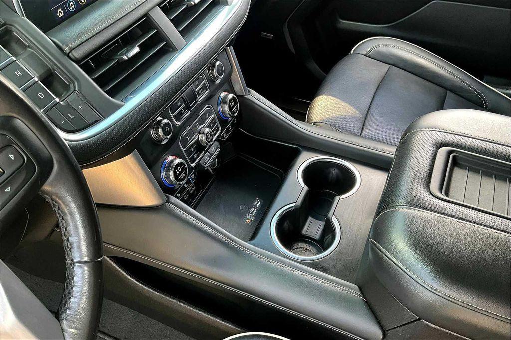 used 2021 GMC Yukon car, priced at $38,400