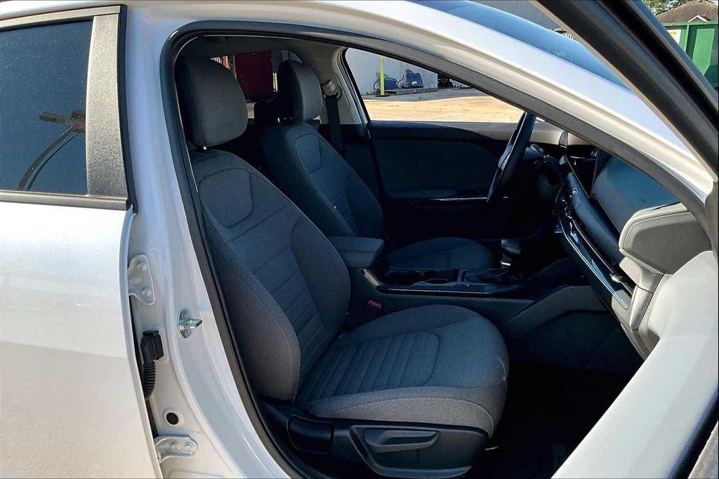 used 2025 Kia K4 car, priced at $22,400