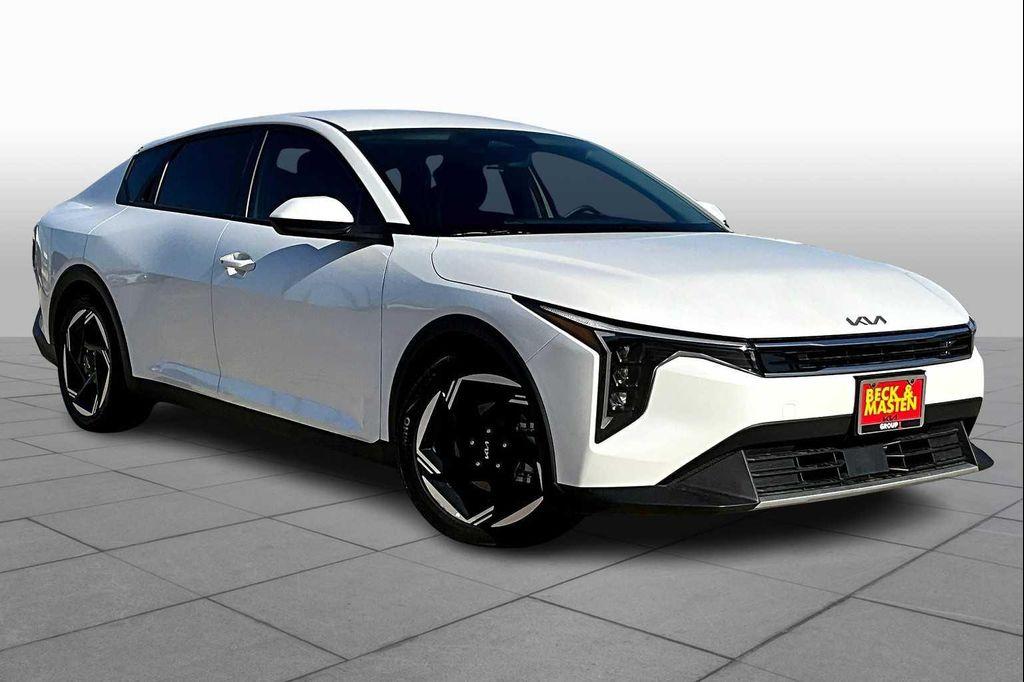 used 2025 Kia K4 car, priced at $22,400