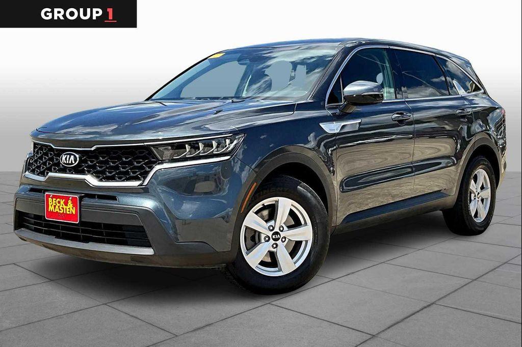 used 2021 Kia Sorento car, priced at $15,900