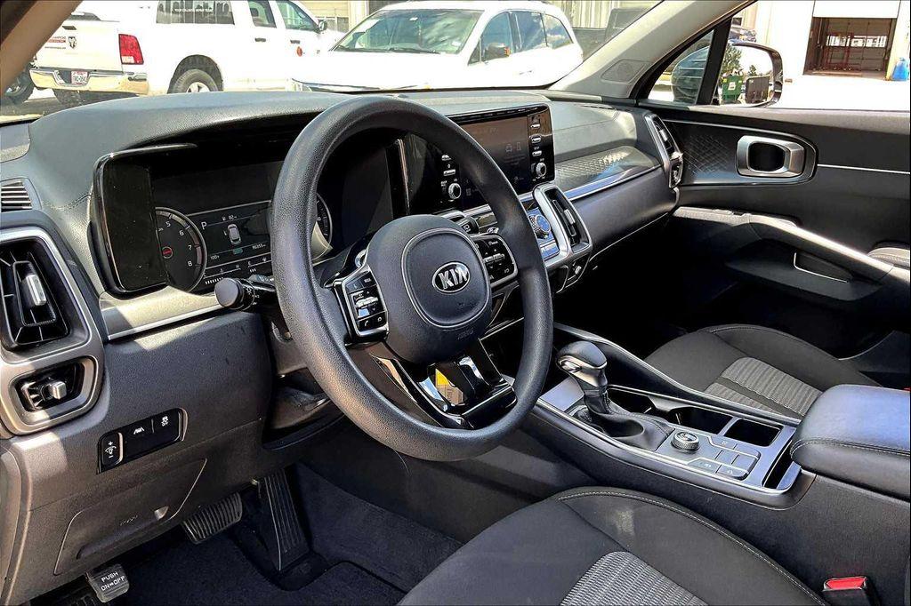used 2021 Kia Sorento car, priced at $15,900