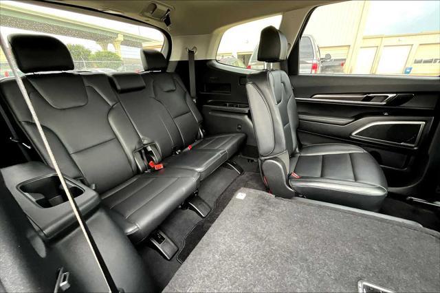 used 2024 Kia Telluride car, priced at $38,800