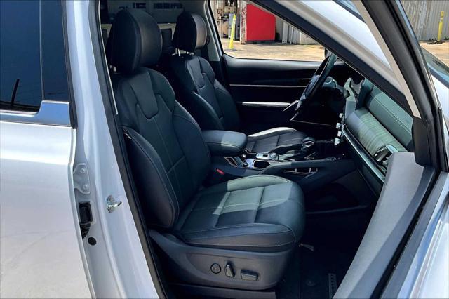 used 2023 Kia Telluride car, priced at $38,900