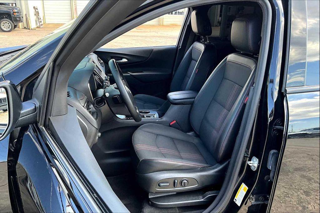 used 2023 Chevrolet Equinox car, priced at $25,400