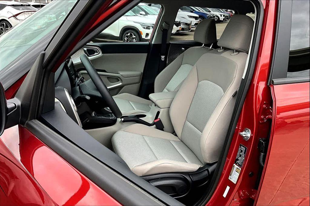 used 2024 Kia Soul car, priced at $17,987