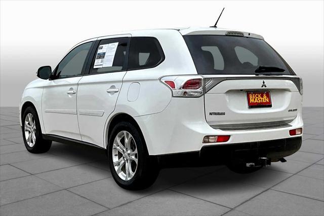 used 2014 Mitsubishi Outlander car, priced at $8,900