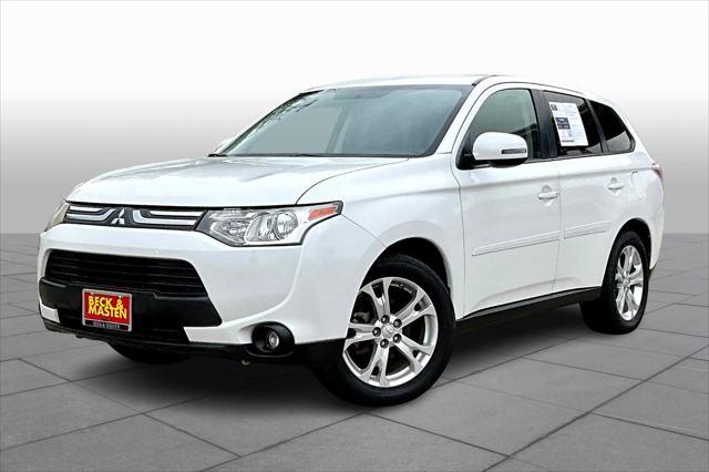 used 2014 Mitsubishi Outlander car, priced at $8,900