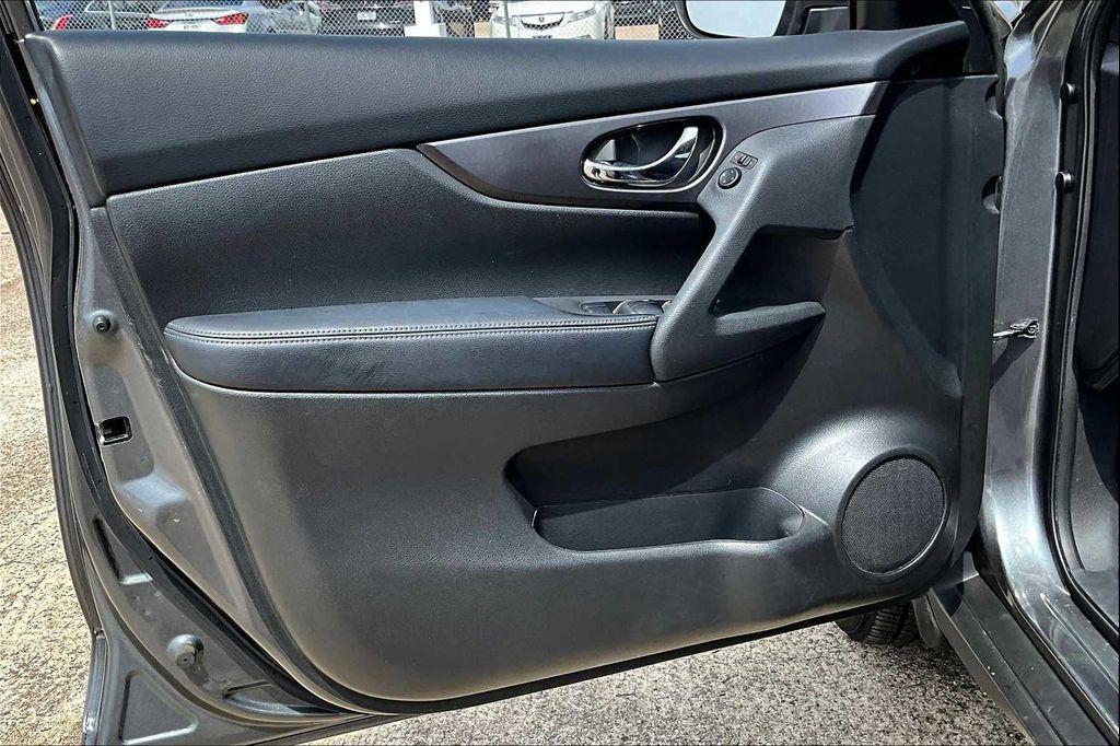 used 2016 Nissan Rogue car, priced at $8,400