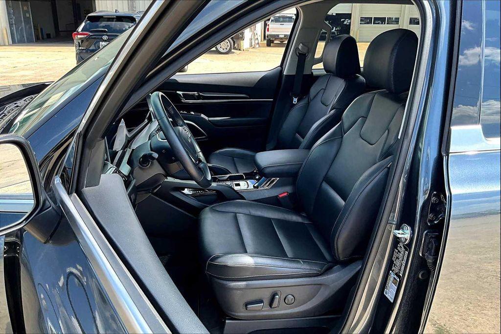 used 2024 Kia Telluride car, priced at $35,747