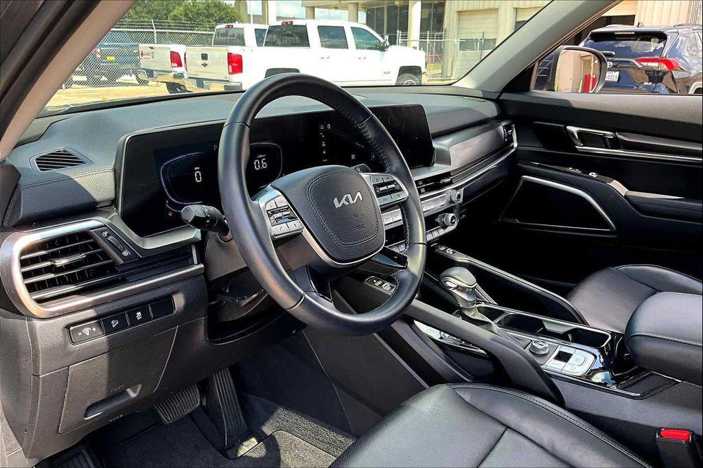 used 2024 Kia Telluride car, priced at $35,747