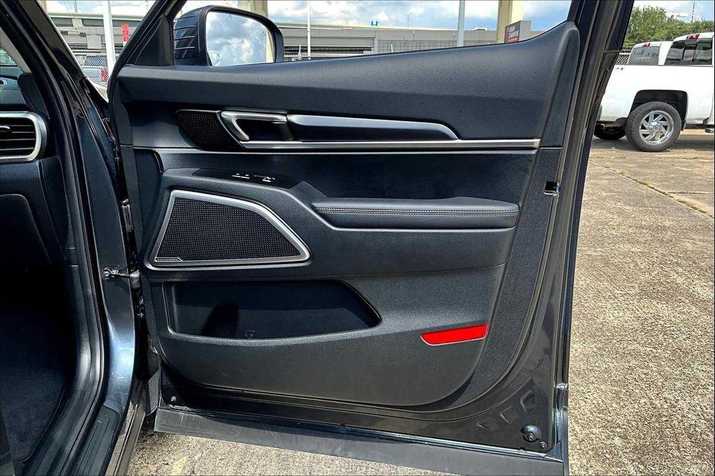 used 2024 Kia Telluride car, priced at $35,747