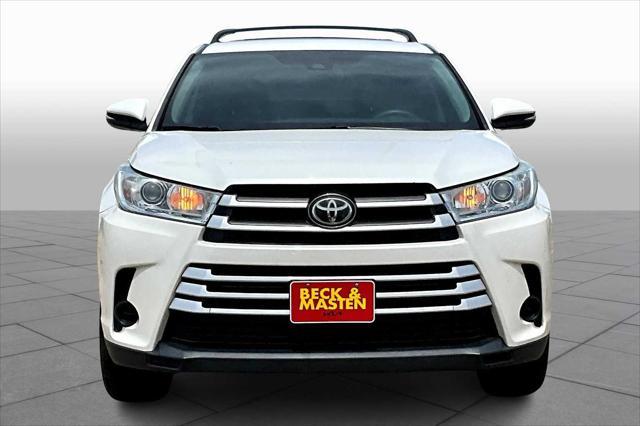 used 2017 Toyota Highlander car, priced at $17,912