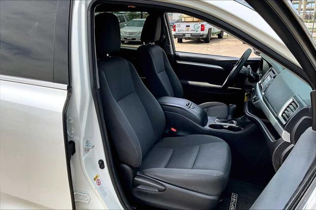 used 2017 Toyota Highlander car, priced at $17,912