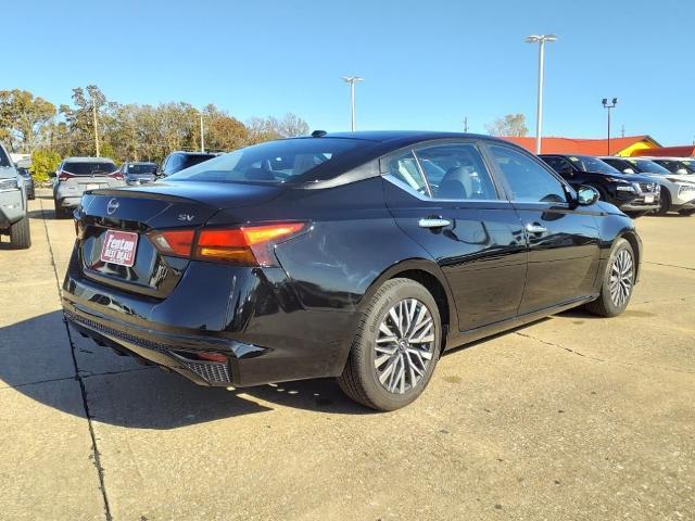 used 2023 Nissan Altima car, priced at $24,997