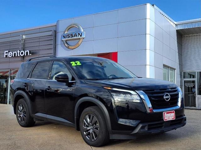 used 2022 Nissan Pathfinder car, priced at $29,998