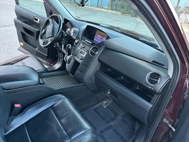 used 2015 Honda Pilot car, priced at $13,999