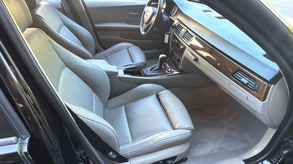 used 2006 BMW 325 car, priced at $8,990
