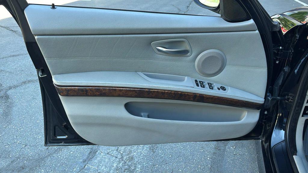 used 2006 BMW 325 car, priced at $8,990
