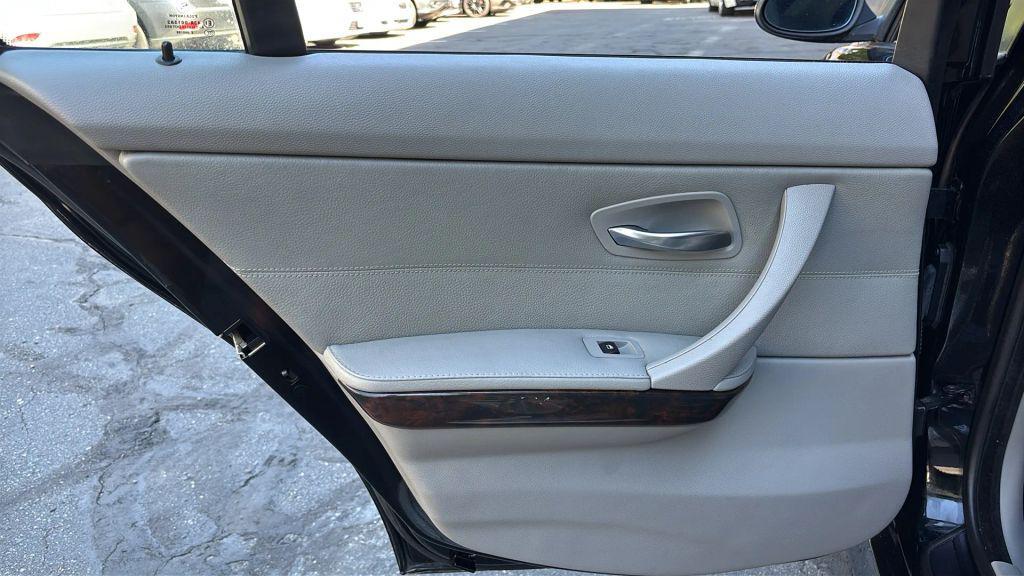 used 2006 BMW 325 car, priced at $8,990