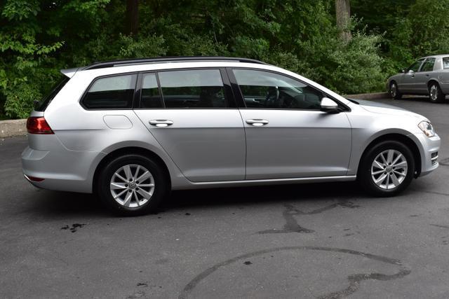 used 2017 Volkswagen Golf SportWagen car, priced at $11,990