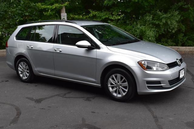 used 2017 Volkswagen Golf SportWagen car, priced at $11,990