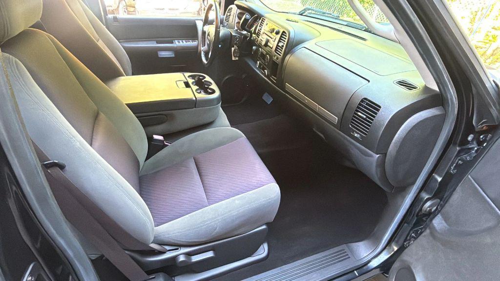 used 2009 GMC Sierra 1500 car, priced at $18,990