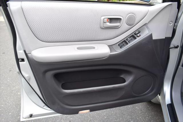 used 2006 Toyota Highlander car, priced at $12,990