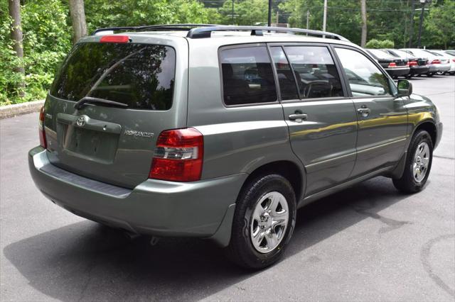 used 2006 Toyota Highlander car, priced at $11,990