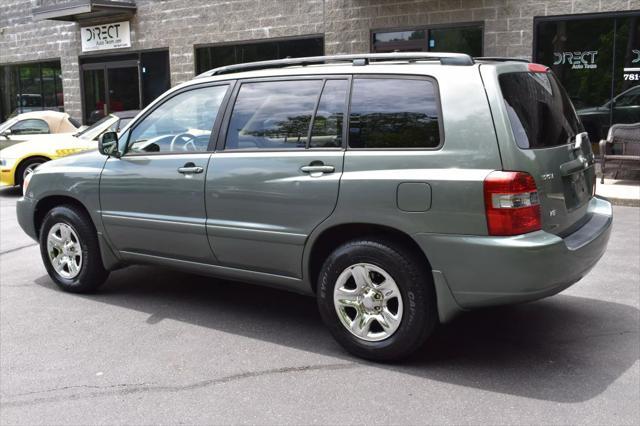 used 2006 Toyota Highlander car, priced at $11,990