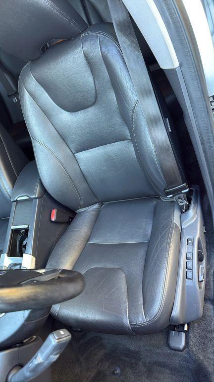 used 2016 Volvo XC60 car, priced at $13,990