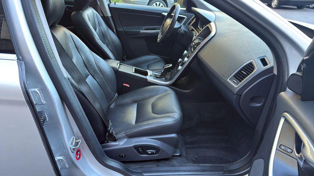 used 2016 Volvo XC60 car, priced at $13,990