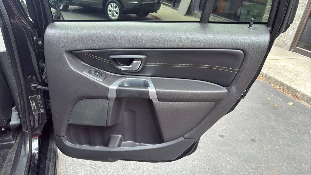 used 2013 Volvo XC90 car, priced at $14,990