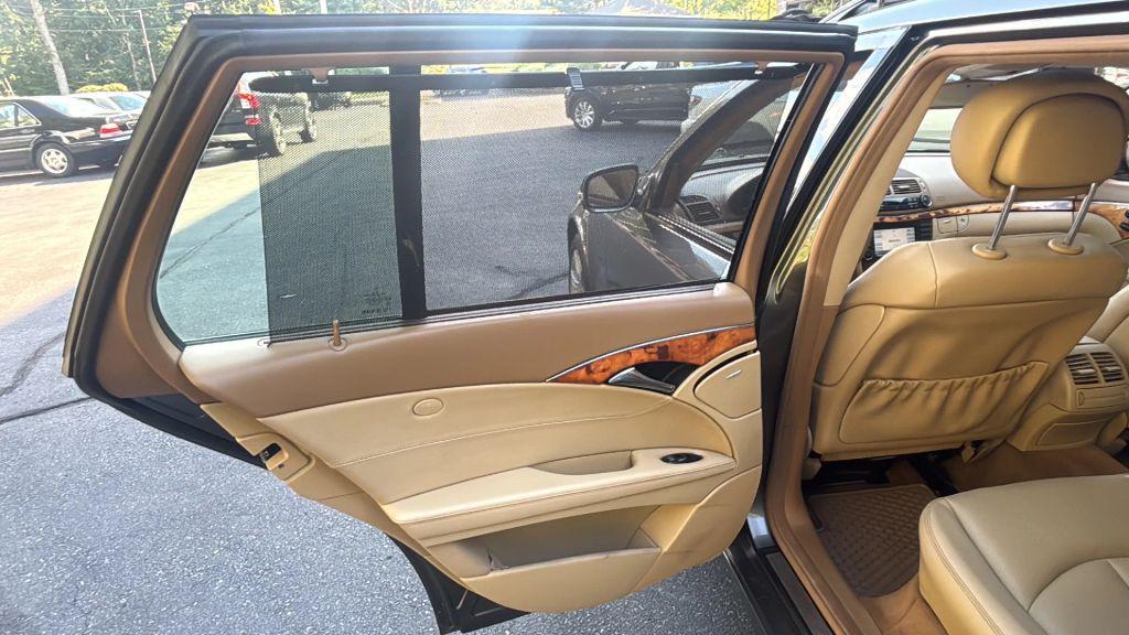 used 2008 Mercedes-Benz E-Class car, priced at $10,990
