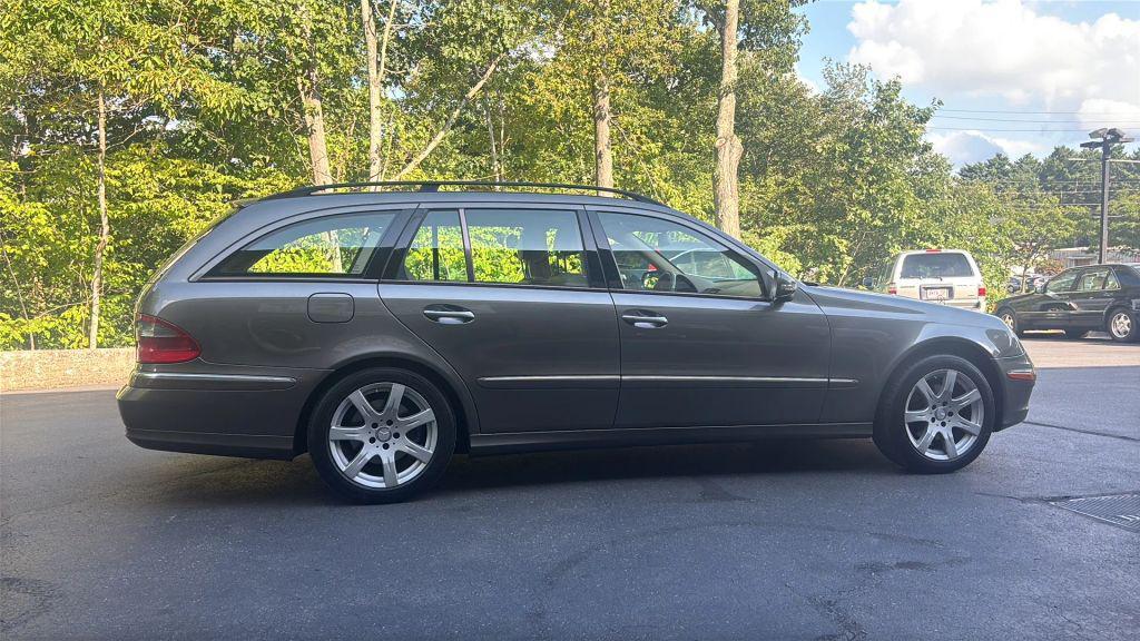 used 2008 Mercedes-Benz E-Class car, priced at $10,990