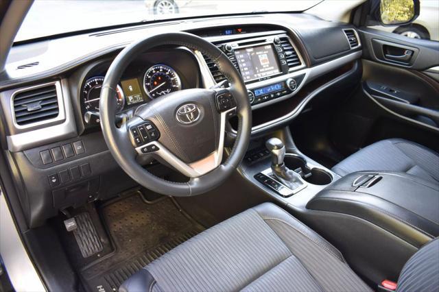 used 2016 Toyota Highlander car, priced at $15,498
