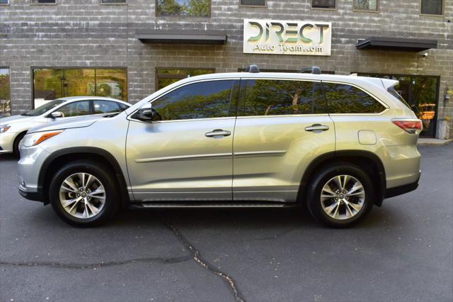 used 2016 Toyota Highlander car, priced at $15,498