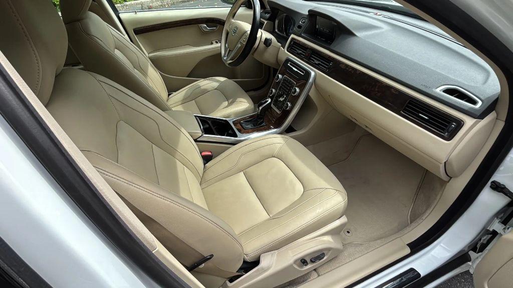 used 2015 Volvo S80 car, priced at $13,500