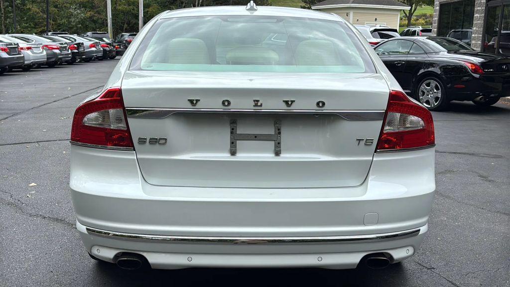 used 2015 Volvo S80 car, priced at $13,500