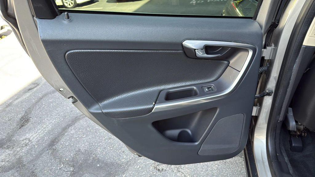 used 2012 Volvo XC60 car, priced at $10,990
