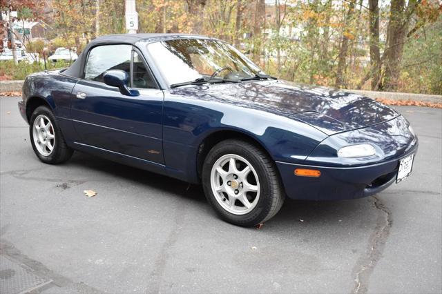 used 1997 Mazda MX-5 Miata car, priced at $12,990