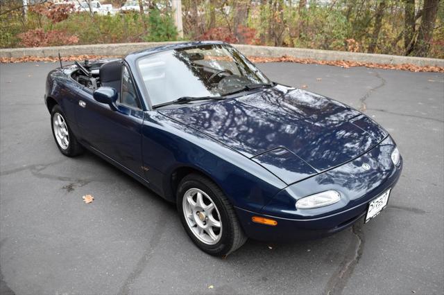 used 1997 Mazda MX-5 Miata car, priced at $12,990