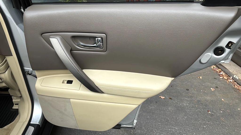 used 2006 INFINITI FX35 car, priced at $8,990
