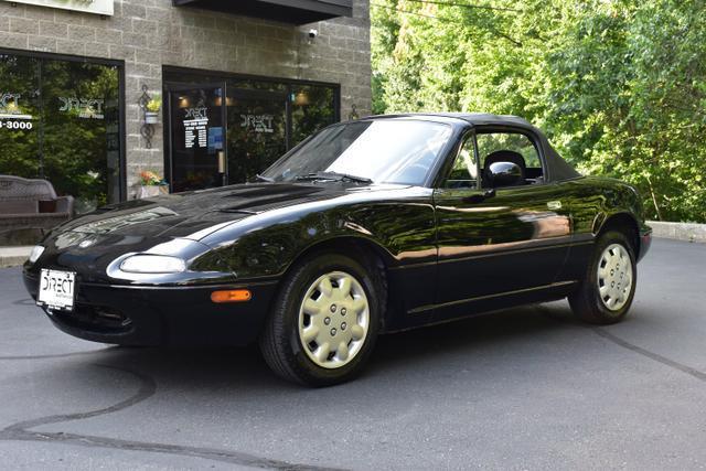 used 1995 Mazda MX-5 Miata car, priced at $12,990