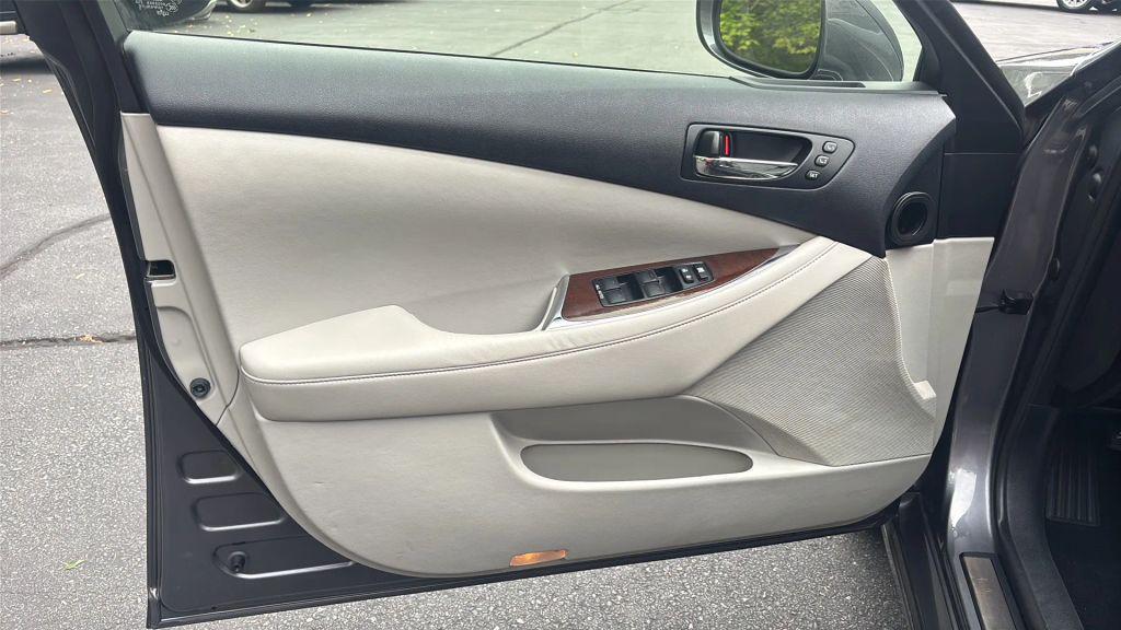 used 2012 Lexus ES 350 car, priced at $11,990