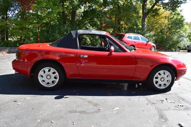 used 1990 Mazda MX-5 Miata car, priced at $15,990