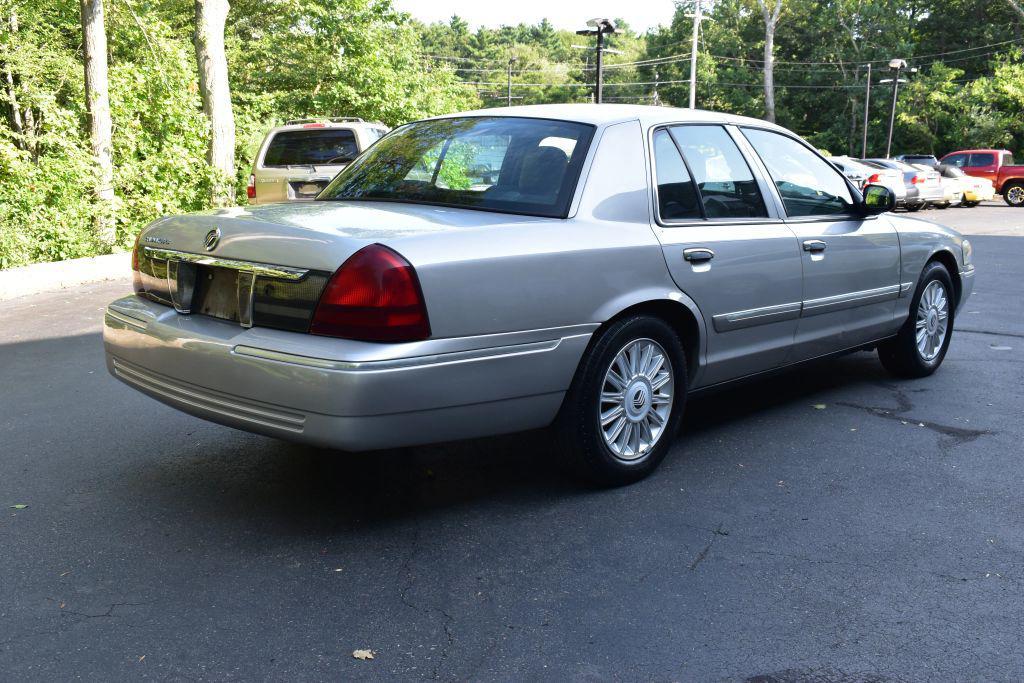 used 2008 Mercury Grand Marquis car, priced at $15,895