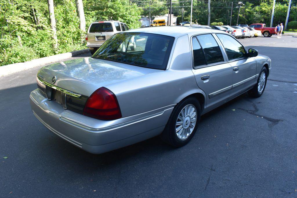 used 2008 Mercury Grand Marquis car, priced at $15,895