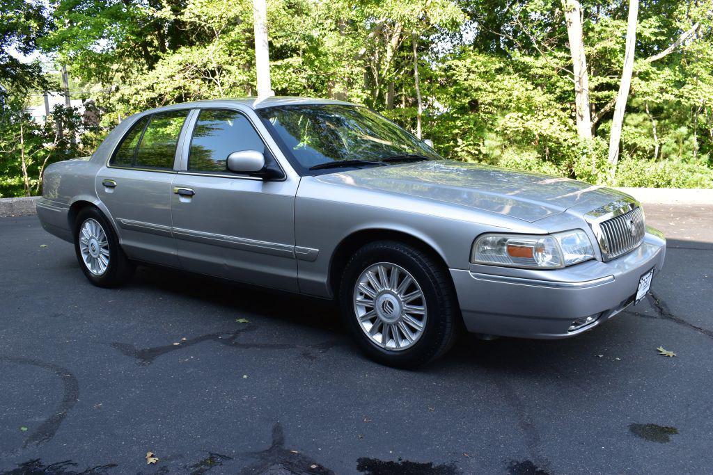 used 2008 Mercury Grand Marquis car, priced at $15,895