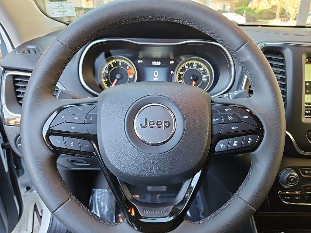 used 2023 Jeep Cherokee car, priced at $24,288