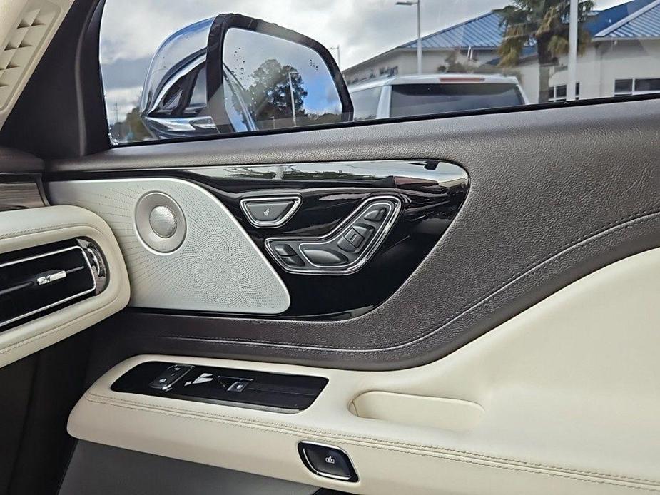 used 2020 Lincoln Aviator car, priced at $33,988